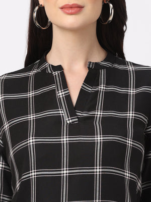 Stylish Black Checkered Women’s Tunic Top
